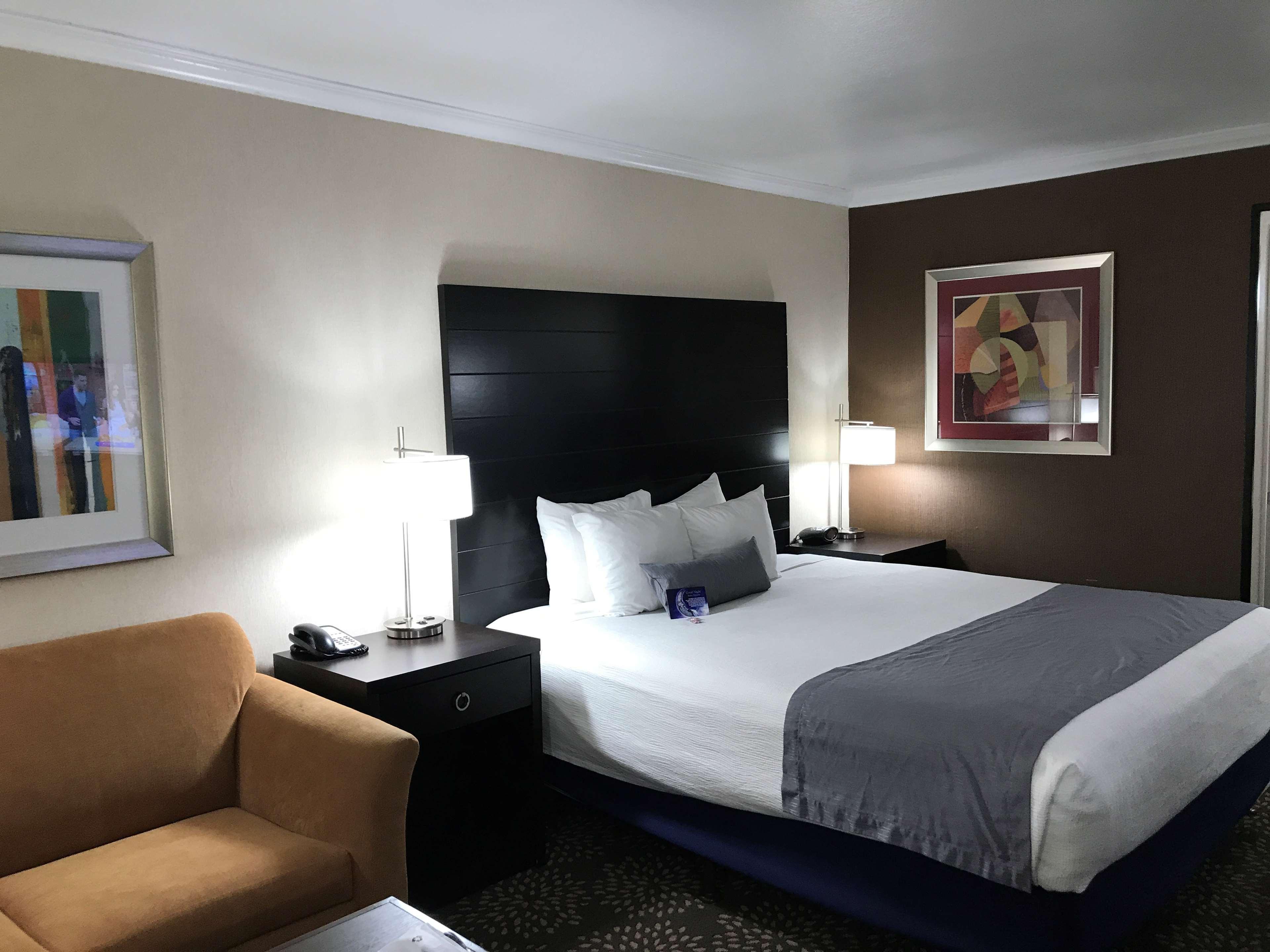 เบสต์ เวสเทิร์น ยูมา มอลล์ โฮเทล แอนด์ สวีท Hotel ภายนอก รูปภาพ